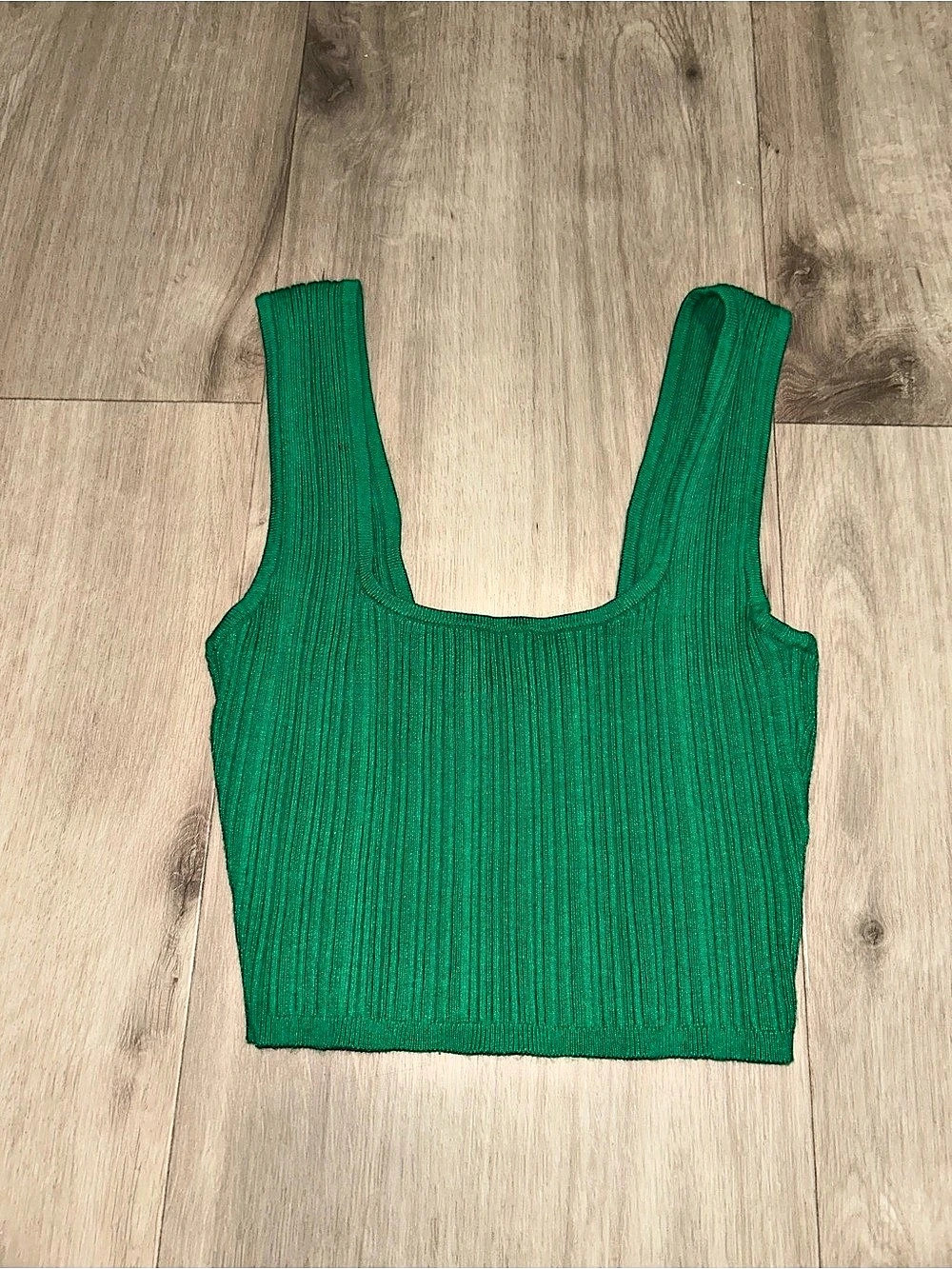 H&M XS Green Ribbed Crop Top Size Medium
